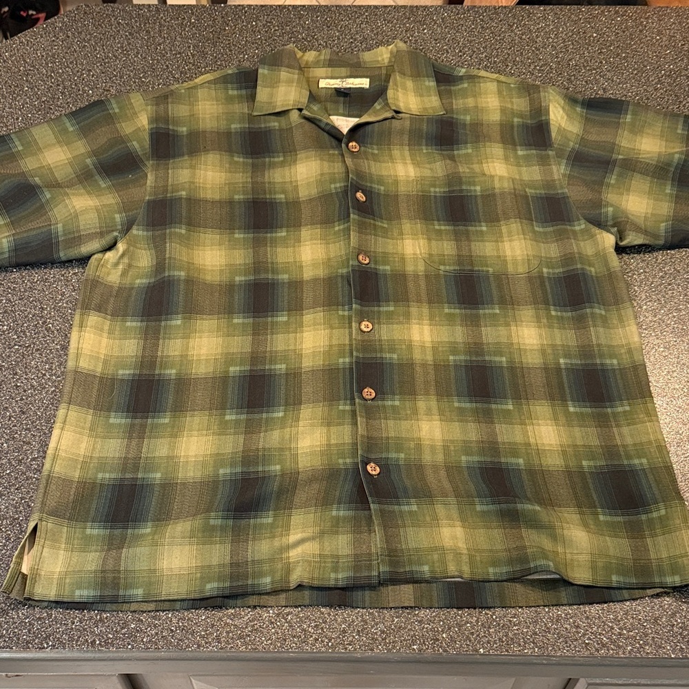 Tommy Bahama Olive Plaid Button Down Shirt - 100% silk - size medium